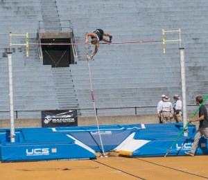 Isabella Bruin Justin Sienna Pole Vault